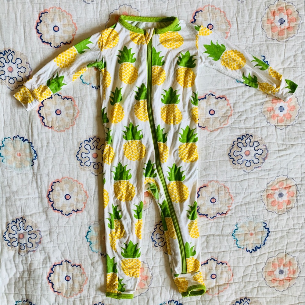 KicKee Pants pineapple print pajamas (9-12months)